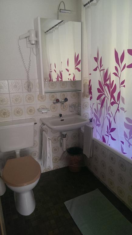 Hotel Frohsinn Erstfeld Chambre photo