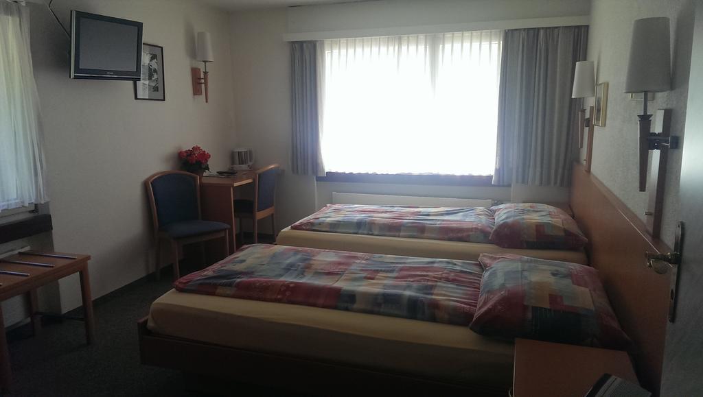 Hotel Frohsinn Erstfeld Chambre photo